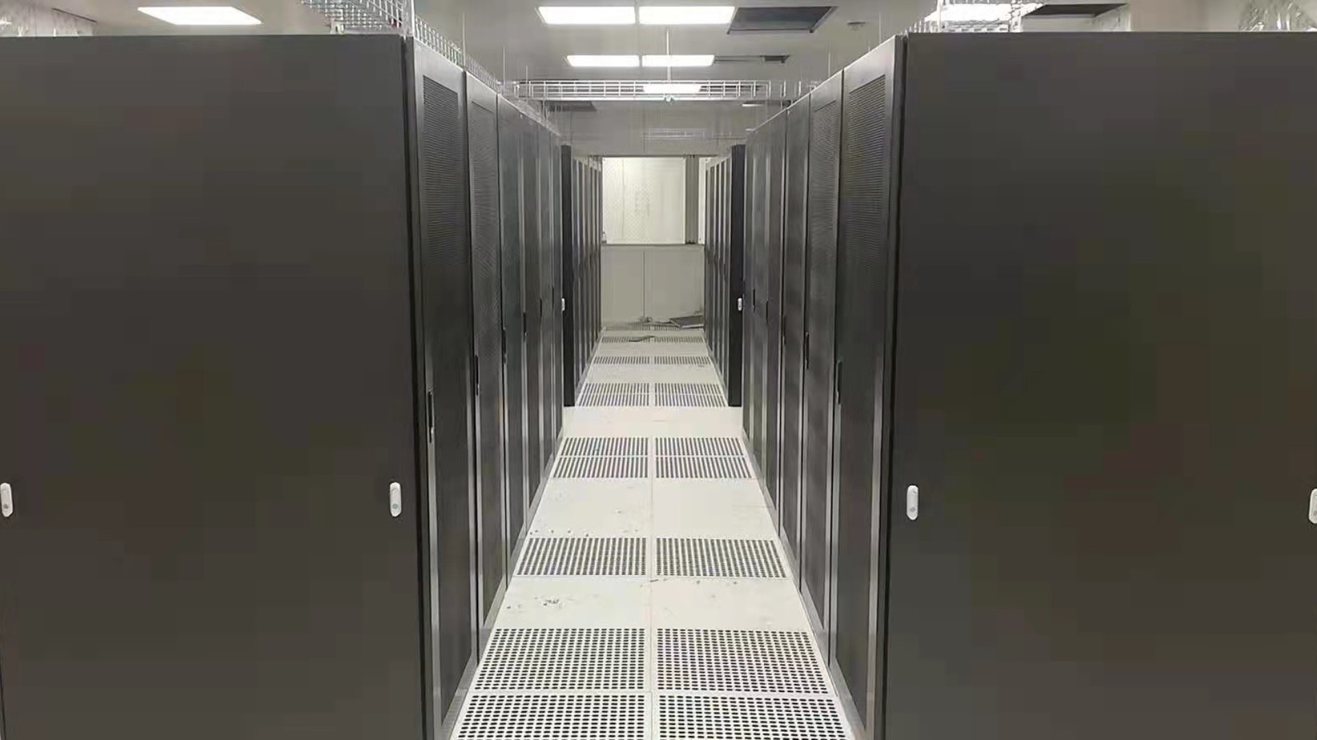 數(shù)據(jù)中心機房的監(jiān)控系統(tǒng)及機柜的作用