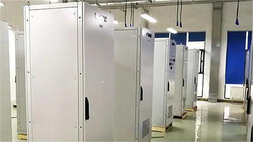 一體化智能機(jī)柜和屏蔽機(jī)柜哪個(gè)更適合銀行