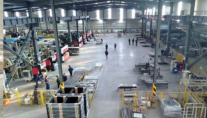 源頭廠家直銷：除了“價(jià)格更低”，機(jī)柜采購(gòu)還能獲得什么？（精致機(jī)柜揭秘）