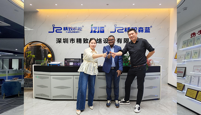 國(guó)際客戶蒞臨精致機(jī)柜，深入考察智能制造與創(chuàng)新實(shí)力